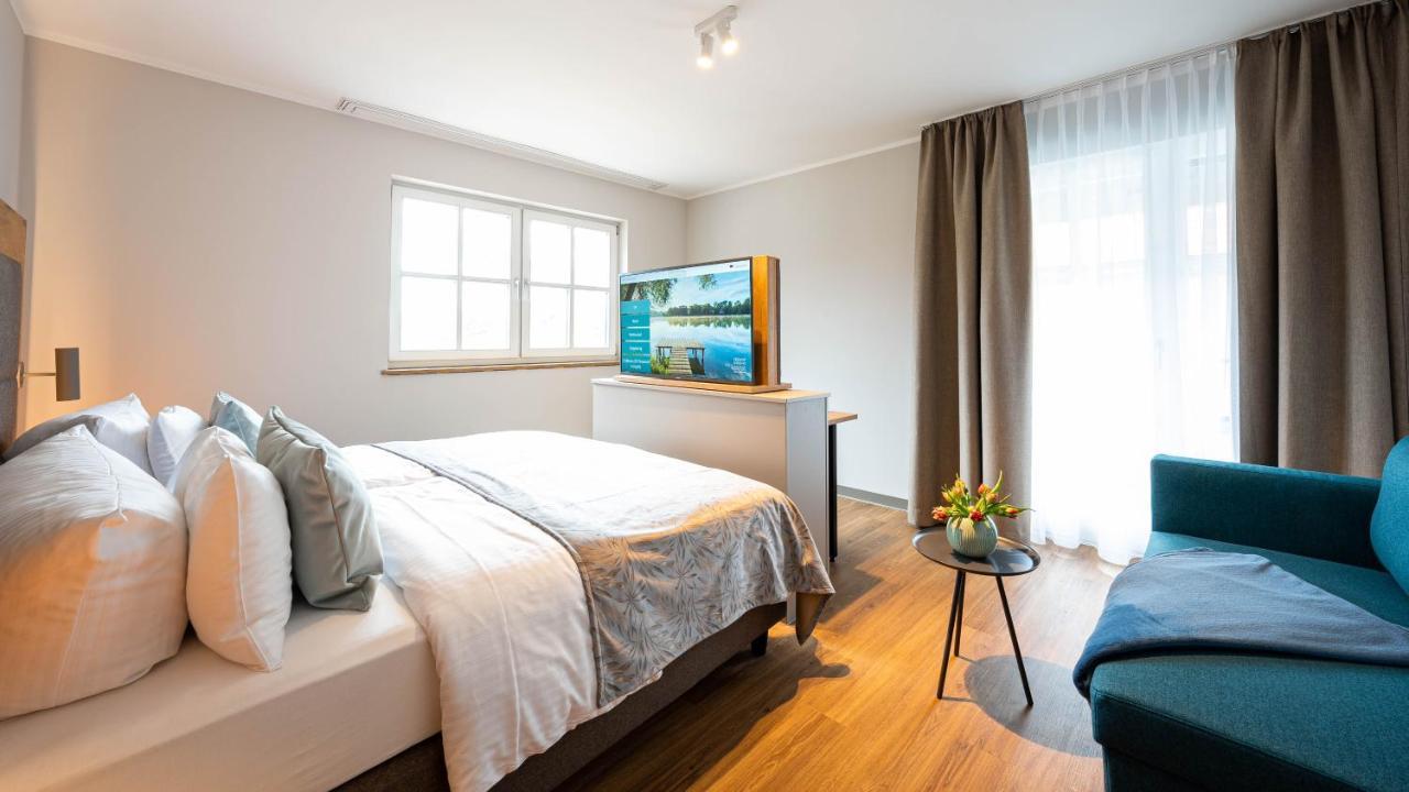 Sopherl Am See - Fruehstueck Auf Der Seeterrasse, Sehr Ruhig Und Wunderschoen Am See, 3 Minuten Nach Oberpfaffenhofen, Viele Radtouren, Restaurants & Cafes In Der Umgebung Weßling 외부 사진