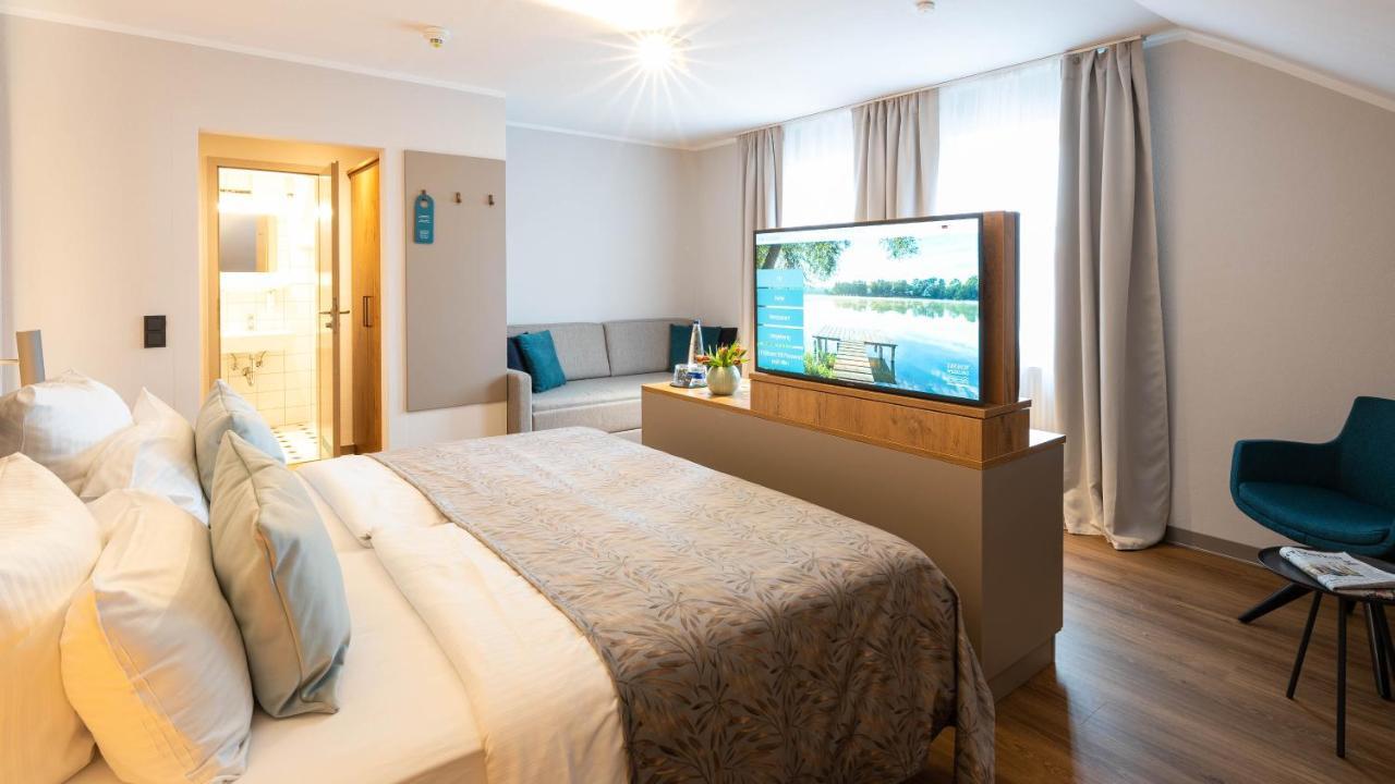Sopherl Am See - Fruehstueck Auf Der Seeterrasse, Sehr Ruhig Und Wunderschoen Am See, 3 Minuten Nach Oberpfaffenhofen, Viele Radtouren, Restaurants & Cafes In Der Umgebung Weßling 외부 사진