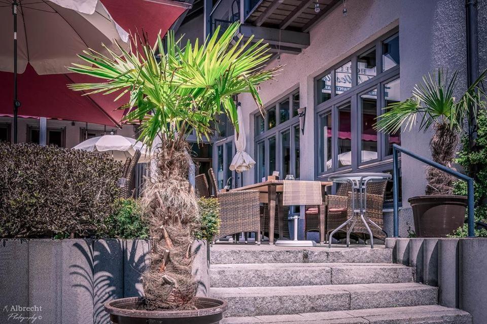 Sopherl Am See - Fruehstueck Auf Der Seeterrasse, Sehr Ruhig Und Wunderschoen Am See, 3 Minuten Nach Oberpfaffenhofen, Viele Radtouren, Restaurants & Cafes In Der Umgebung Weßling 외부 사진